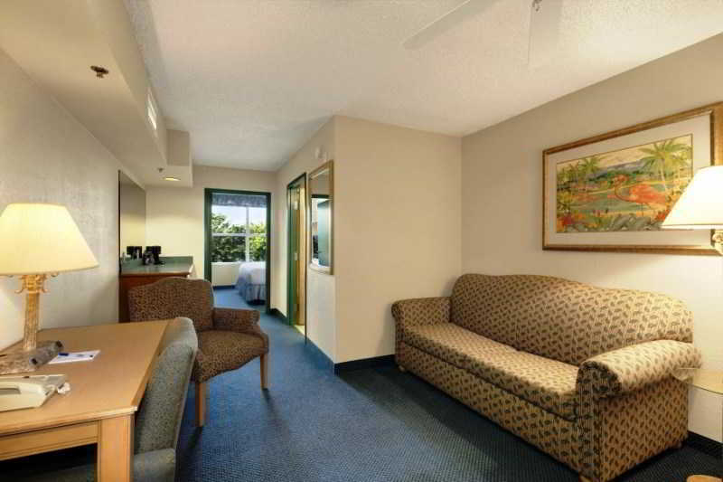 Baymont By Wyndham Fort Myers Airport Esterno foto