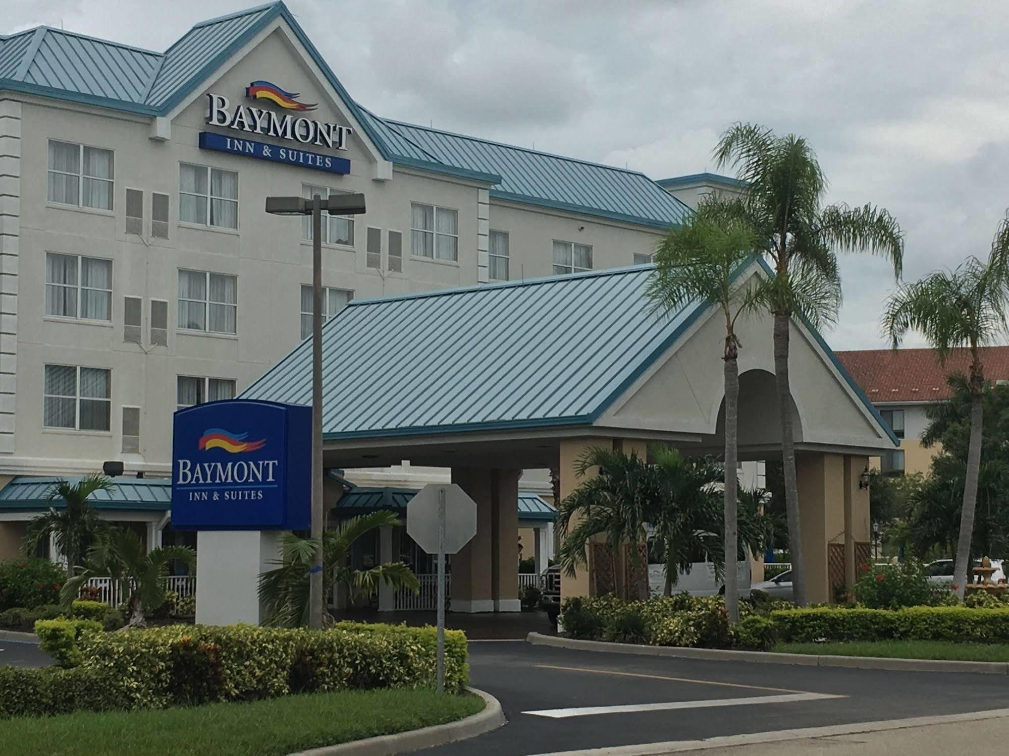 Baymont By Wyndham Fort Myers Airport Esterno foto